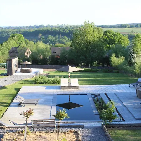 Luxurious Holiday In Durbuy With Sauna And Pool Дом отдыха *